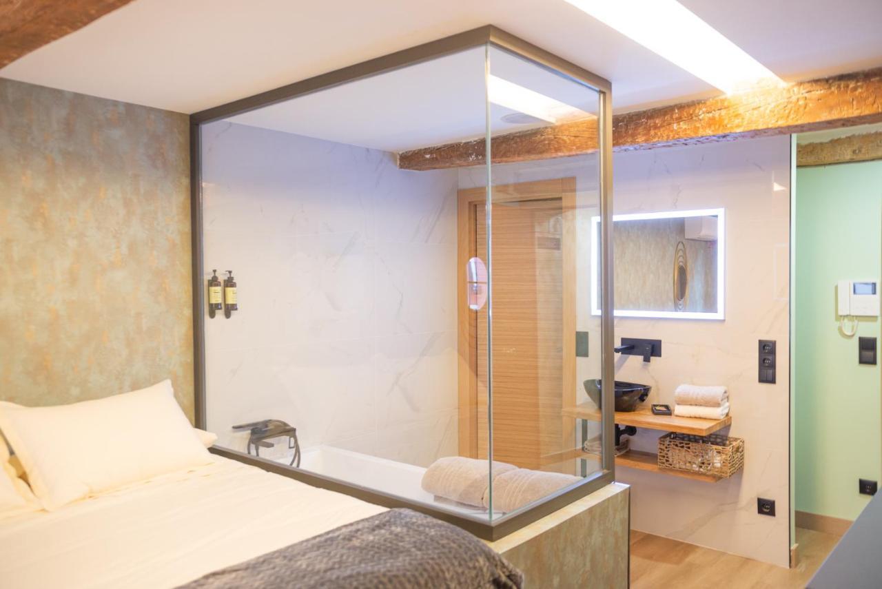 Ferrari Suites Valladolid Esterno foto